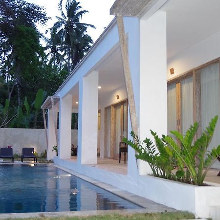 Bali Taman Sari Villas & Restaurant Pulukan Ngoại thất bức ảnh